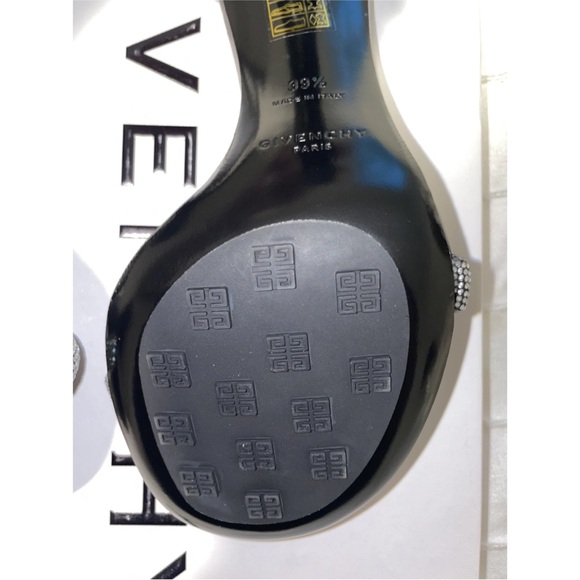 GIVENCHY G-CUBE CRYSTAL SANDALS — OPEN TO OFFERS - Picture 9 of 10